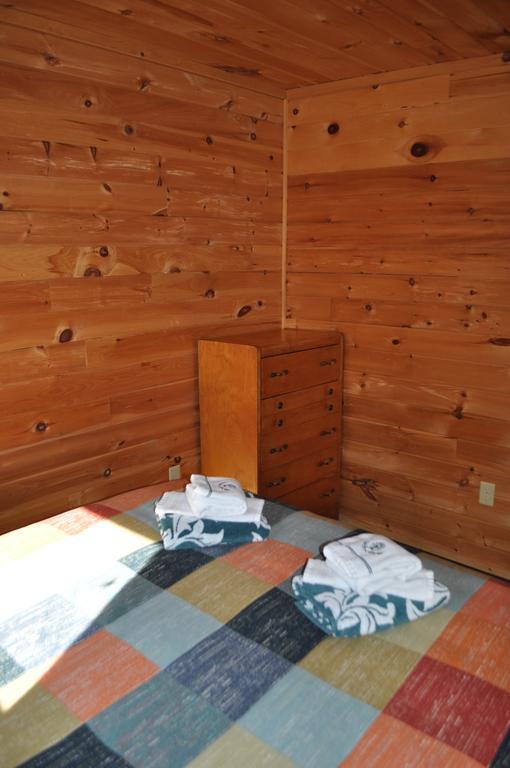 The Sleeping Moose Cottage Birch Plain Exterior photo