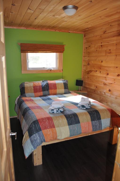 The Sleeping Moose Cottage Birch Plain Exterior photo